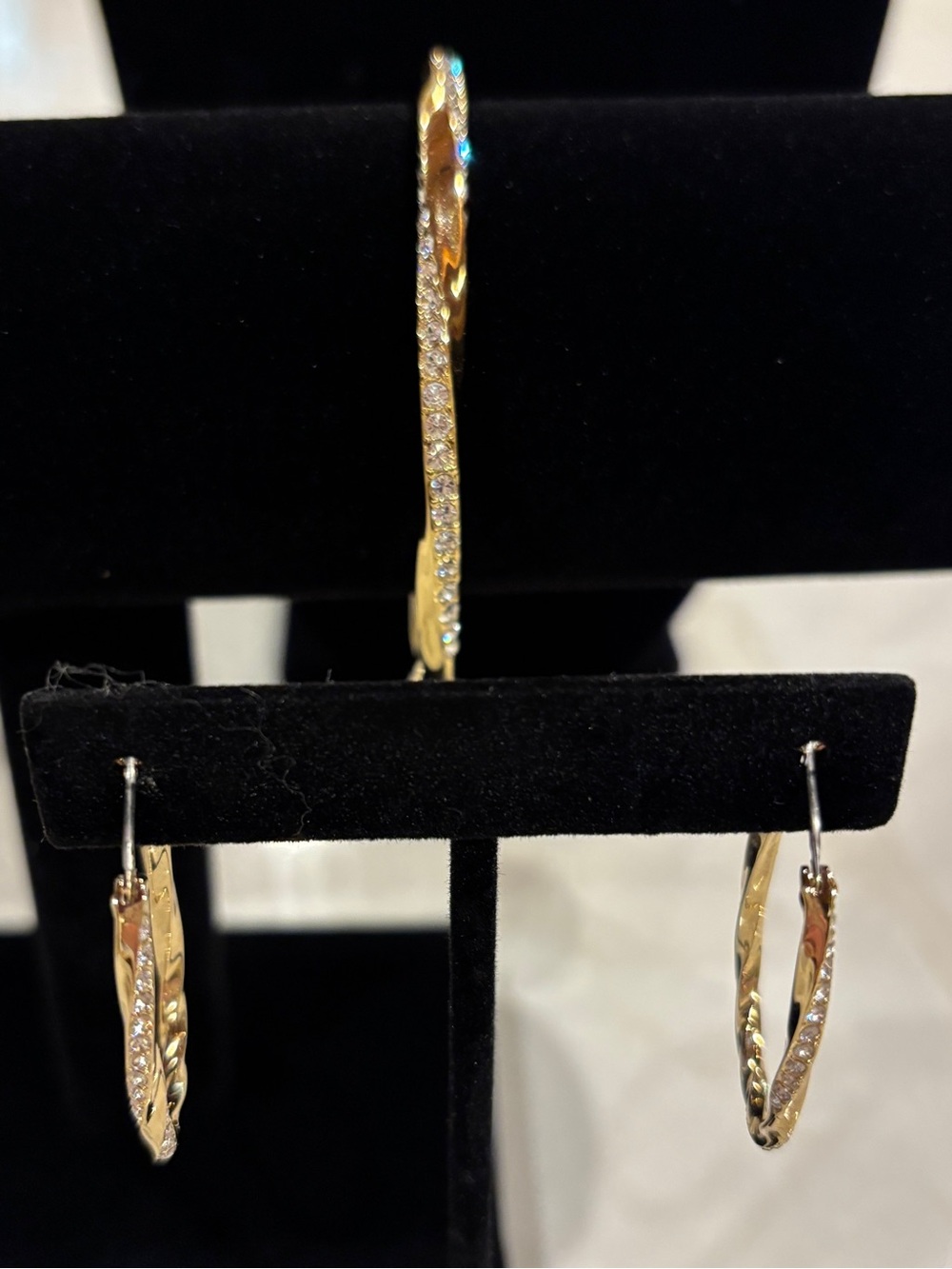 Tommy Bahama Gold Crystal Hoop Earrings & Bracelet Set